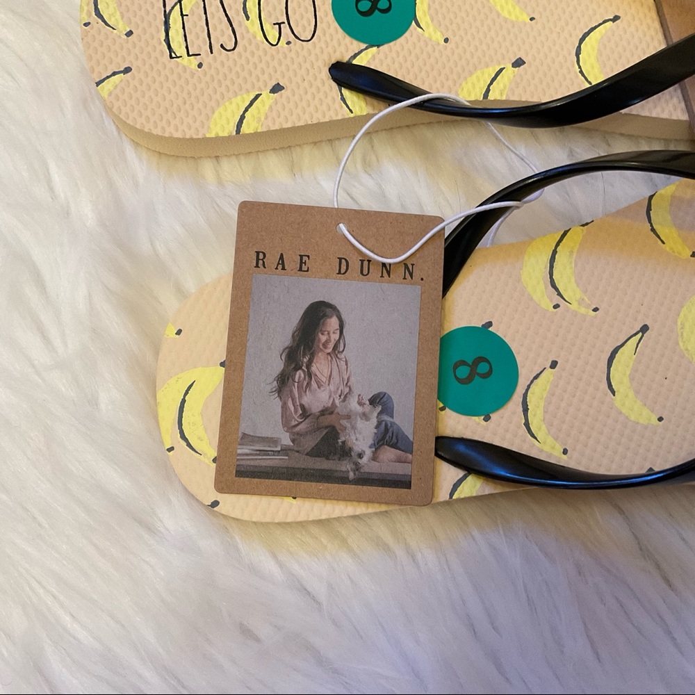 Rae Dunn Let’s Go Bananas Flip Flops - NWT - Size 8 - Picture 8 of 12